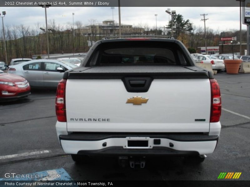 Summit White / Ebony 2012 Chevrolet Avalanche LS 4x4