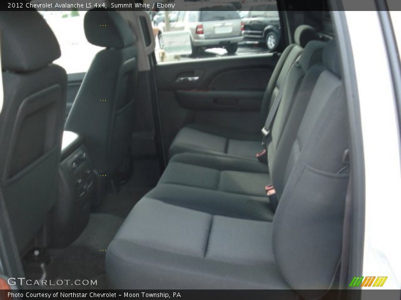 Summit White / Ebony 2012 Chevrolet Avalanche LS 4x4