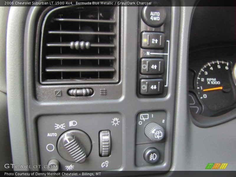 Controls of 2006 Suburban LT 1500 4x4