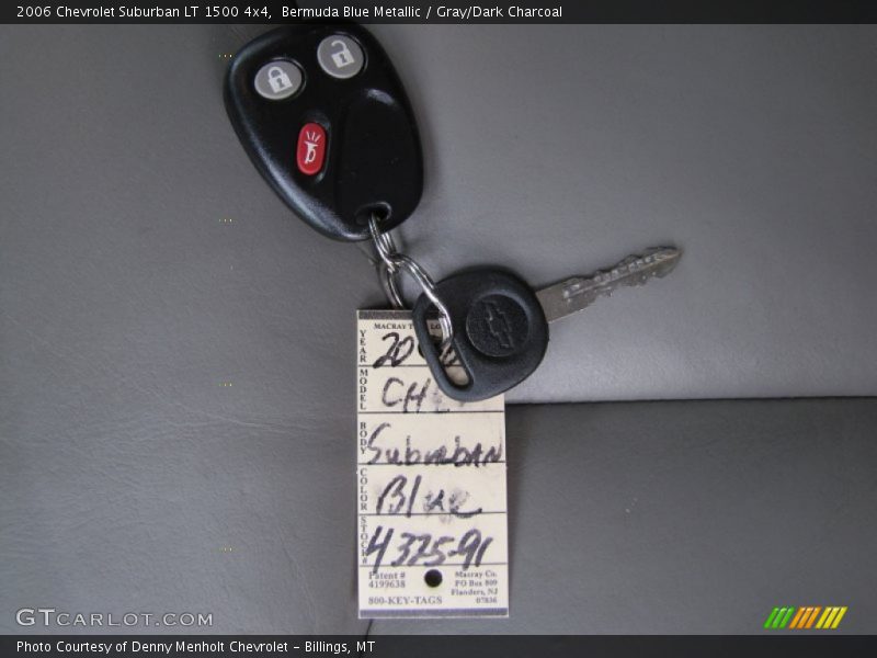 Keys of 2006 Suburban LT 1500 4x4