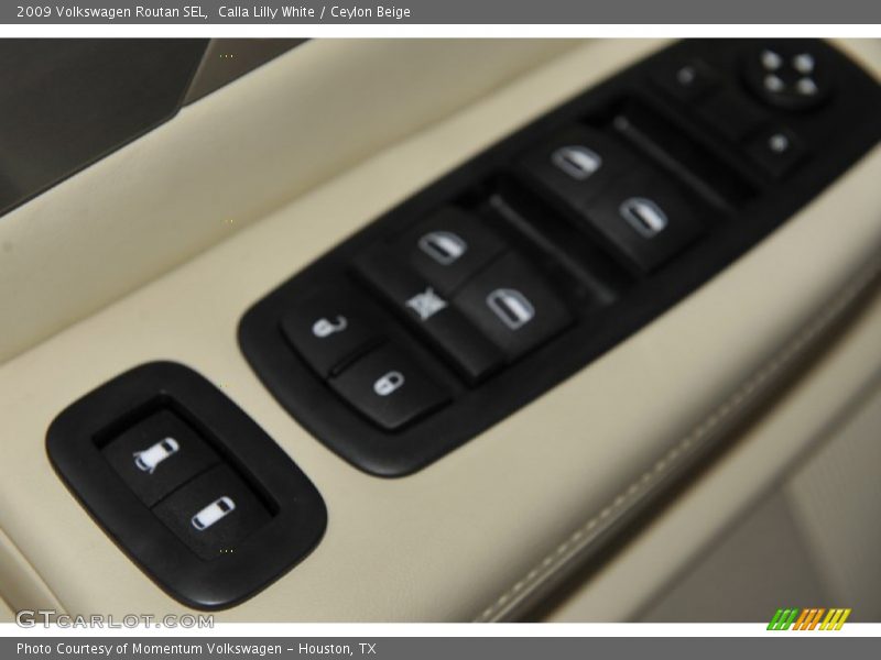 Calla Lilly White / Ceylon Beige 2009 Volkswagen Routan SEL