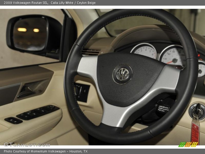 Calla Lilly White / Ceylon Beige 2009 Volkswagen Routan SEL