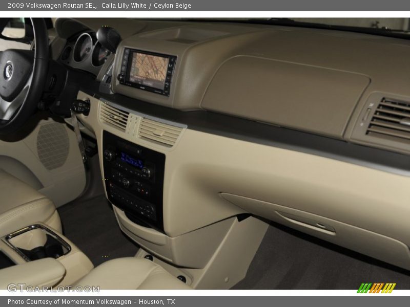 Calla Lilly White / Ceylon Beige 2009 Volkswagen Routan SEL