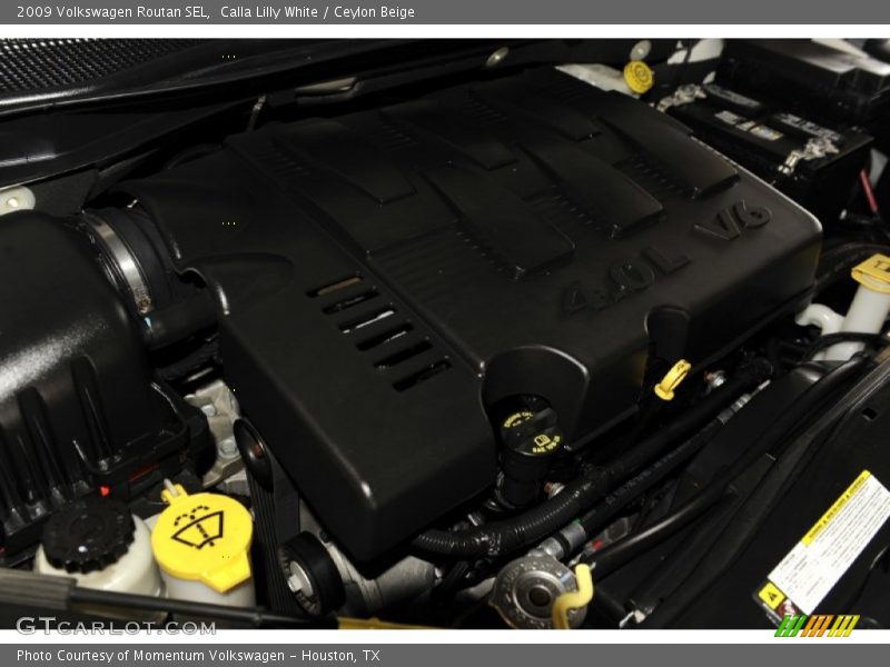 Calla Lilly White / Ceylon Beige 2009 Volkswagen Routan SEL