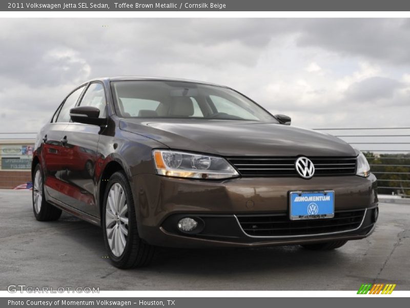 Toffee Brown Metallic / Cornsilk Beige 2011 Volkswagen Jetta SEL Sedan