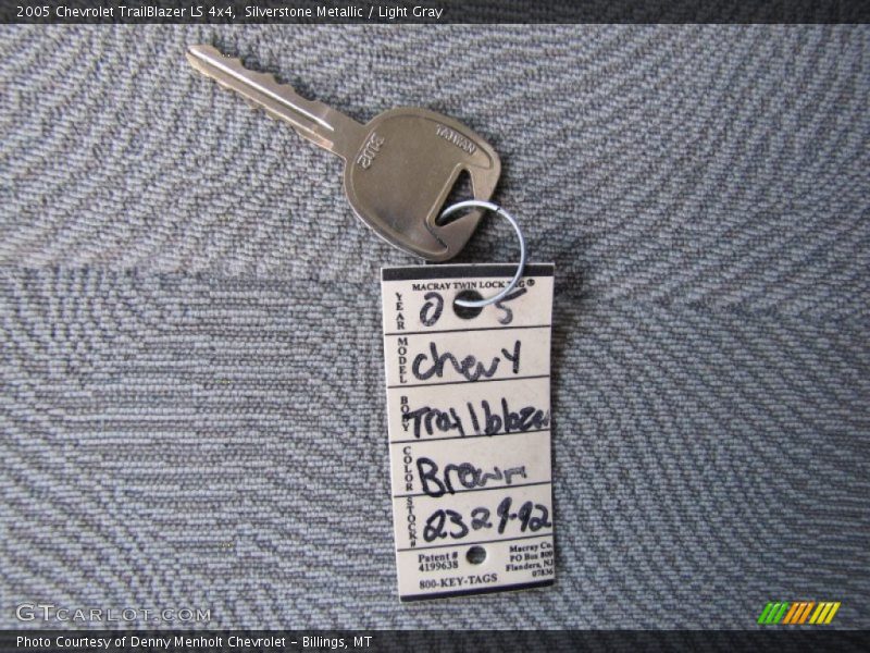 Silverstone Metallic / Light Gray 2005 Chevrolet TrailBlazer LS 4x4