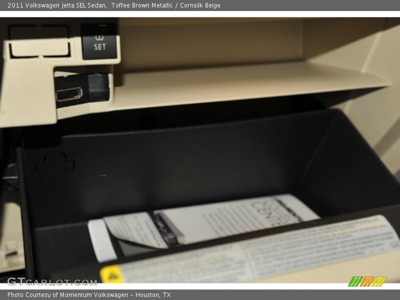 Toffee Brown Metallic / Cornsilk Beige 2011 Volkswagen Jetta SEL Sedan