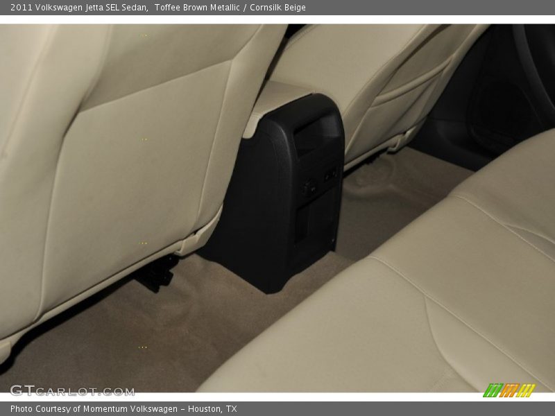 Toffee Brown Metallic / Cornsilk Beige 2011 Volkswagen Jetta SEL Sedan