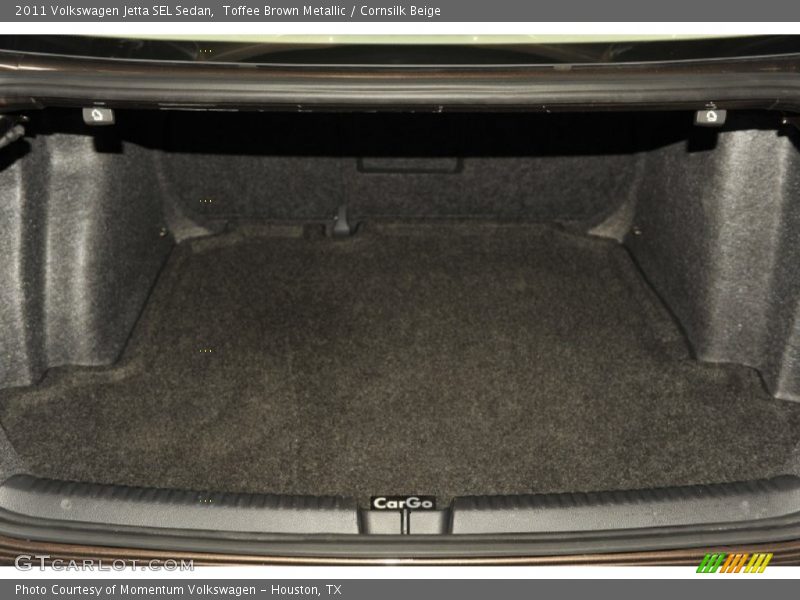 Toffee Brown Metallic / Cornsilk Beige 2011 Volkswagen Jetta SEL Sedan