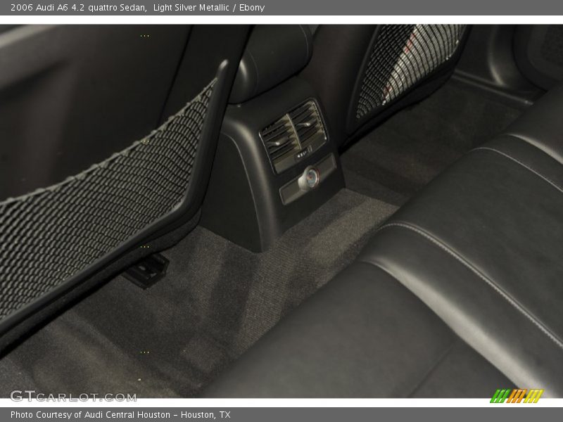 Light Silver Metallic / Ebony 2006 Audi A6 4.2 quattro Sedan