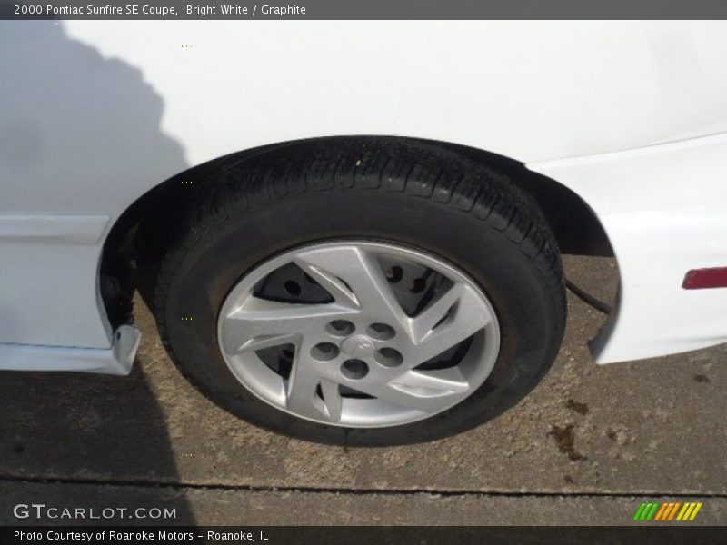 Bright White / Graphite 2000 Pontiac Sunfire SE Coupe