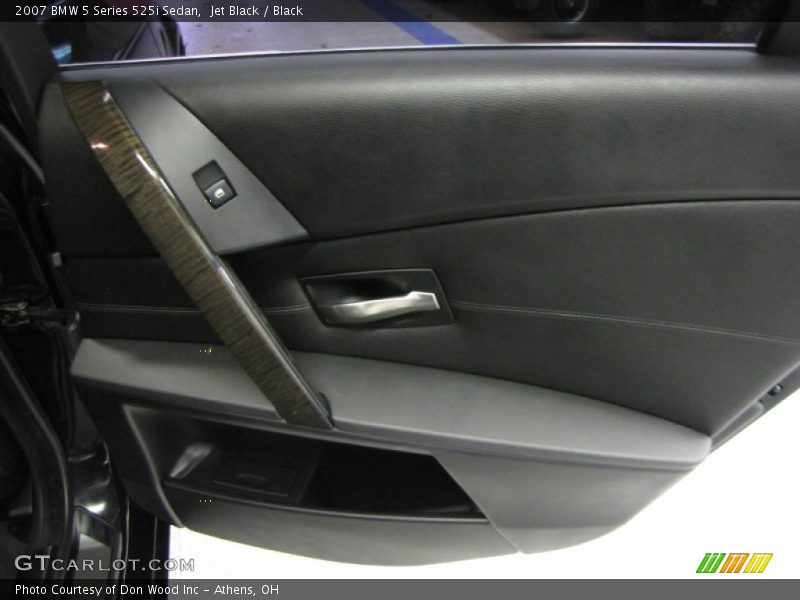 Jet Black / Black 2007 BMW 5 Series 525i Sedan
