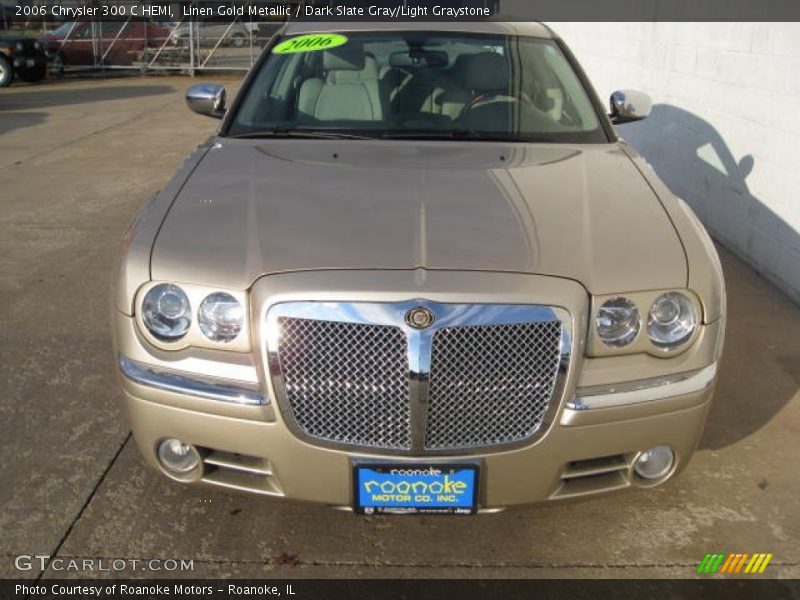 Linen Gold Metallic / Dark Slate Gray/Light Graystone 2006 Chrysler 300 C HEMI