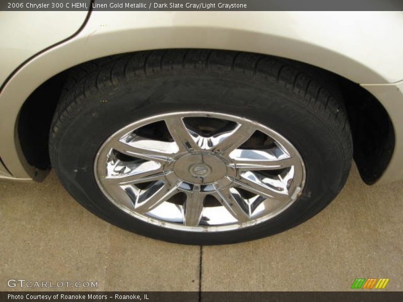 Linen Gold Metallic / Dark Slate Gray/Light Graystone 2006 Chrysler 300 C HEMI