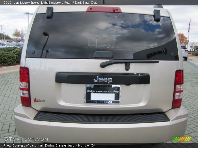 Light Sandstone Pearl / Dark Slate Gray 2010 Jeep Liberty Sport