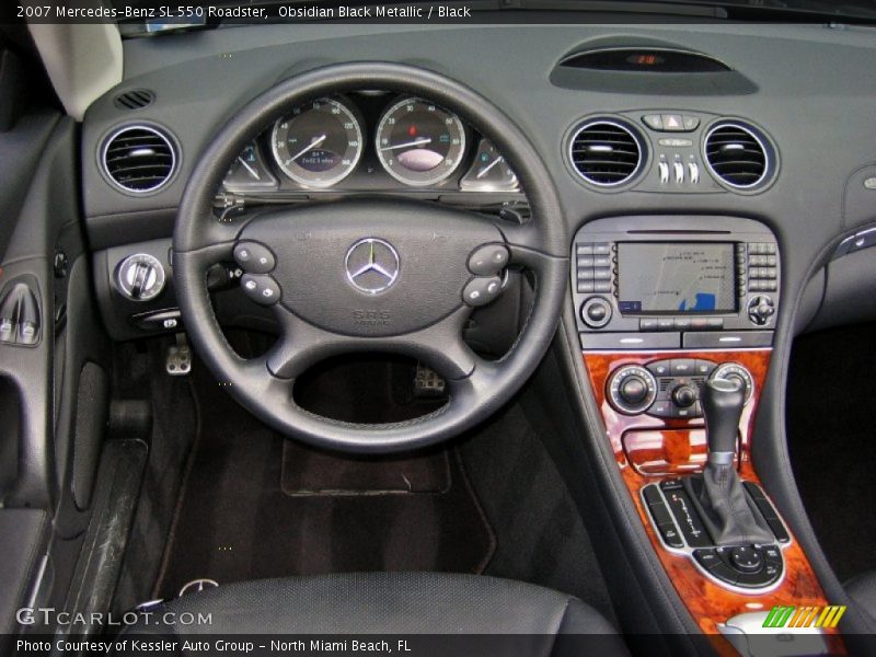 Dashboard of 2007 SL 550 Roadster