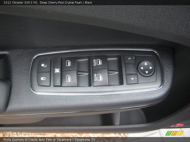 Controls of 2012 300 S V6