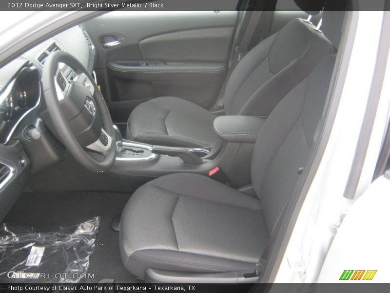 Bright Silver Metallic / Black 2012 Dodge Avenger SXT