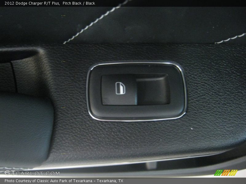 Pitch Black / Black 2012 Dodge Charger R/T Plus