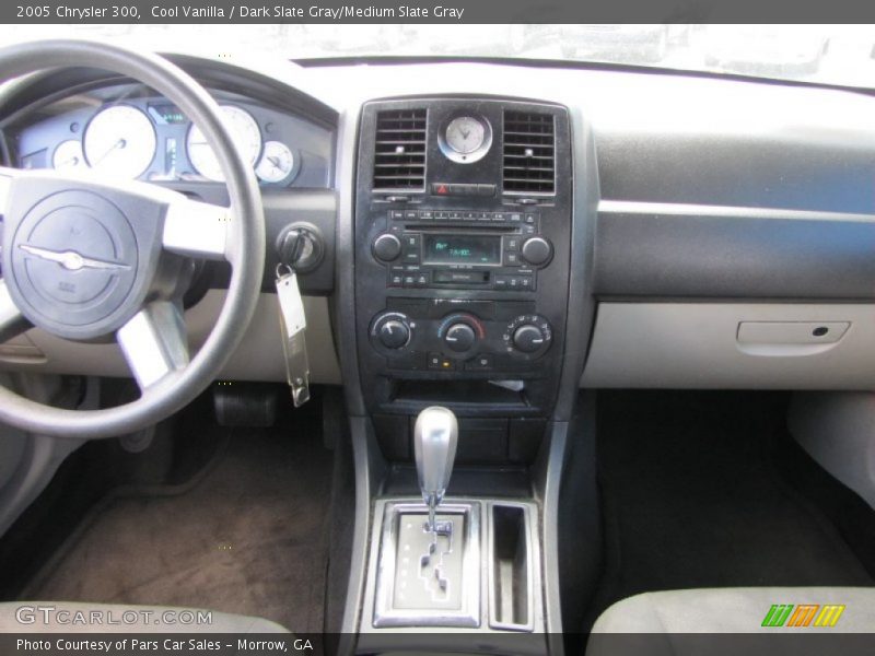 Cool Vanilla / Dark Slate Gray/Medium Slate Gray 2005 Chrysler 300