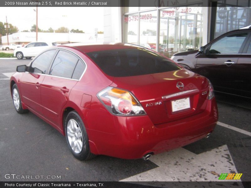 Red Brick Metallic / Charcoal 2009 Nissan Altima 2.5 S