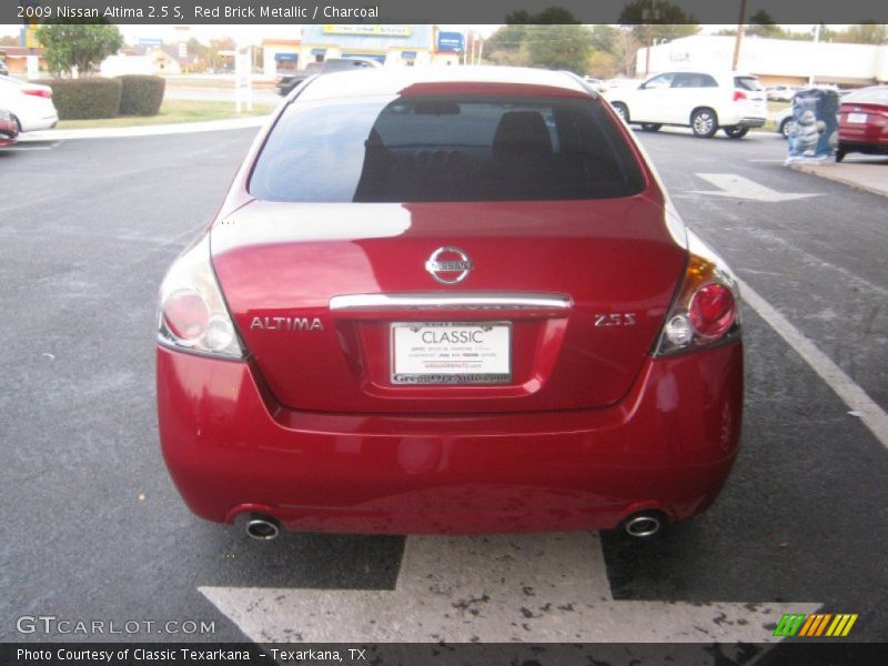 Red Brick Metallic / Charcoal 2009 Nissan Altima 2.5 S