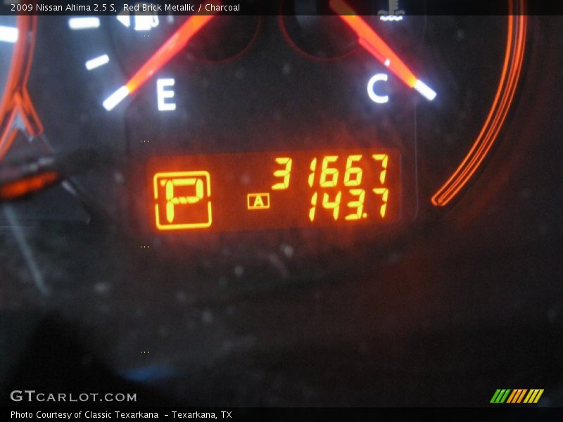 Red Brick Metallic / Charcoal 2009 Nissan Altima 2.5 S