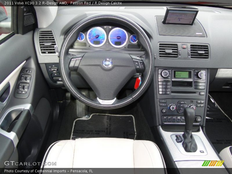 Dashboard of 2011 XC90 3.2 R-Design AWD