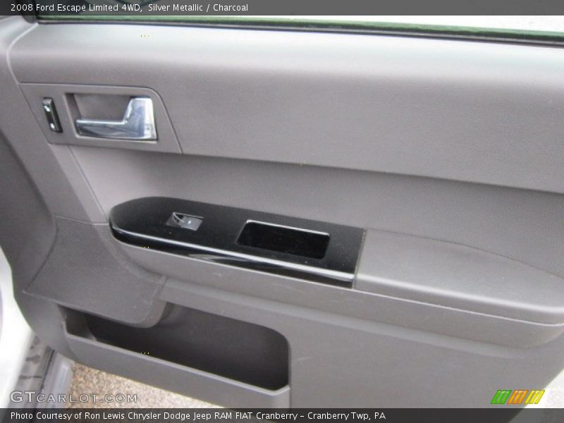 Silver Metallic / Charcoal 2008 Ford Escape Limited 4WD