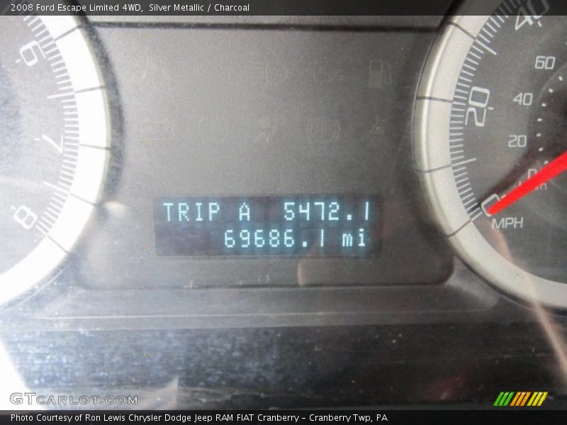 Silver Metallic / Charcoal 2008 Ford Escape Limited 4WD