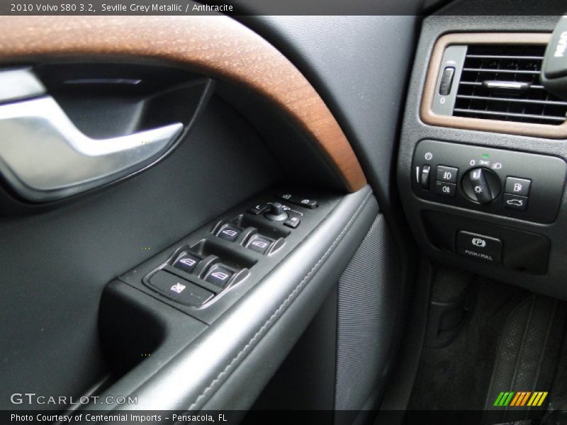 Seville Grey Metallic / Anthracite 2010 Volvo S80 3.2