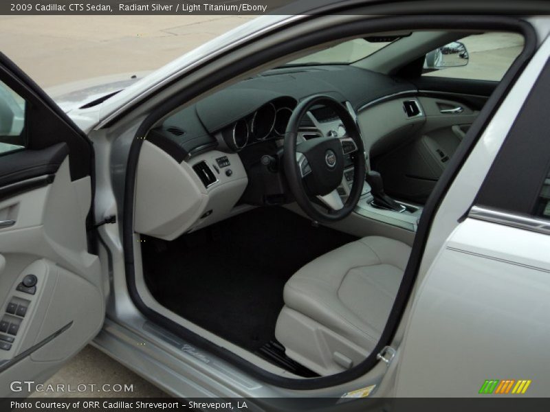 Radiant Silver / Light Titanium/Ebony 2009 Cadillac CTS Sedan