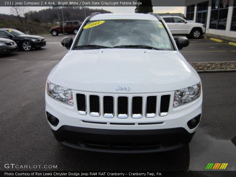 Bright White / Dark Slate Gray/Light Pebble Beige 2011 Jeep Compass 2.4 4x4