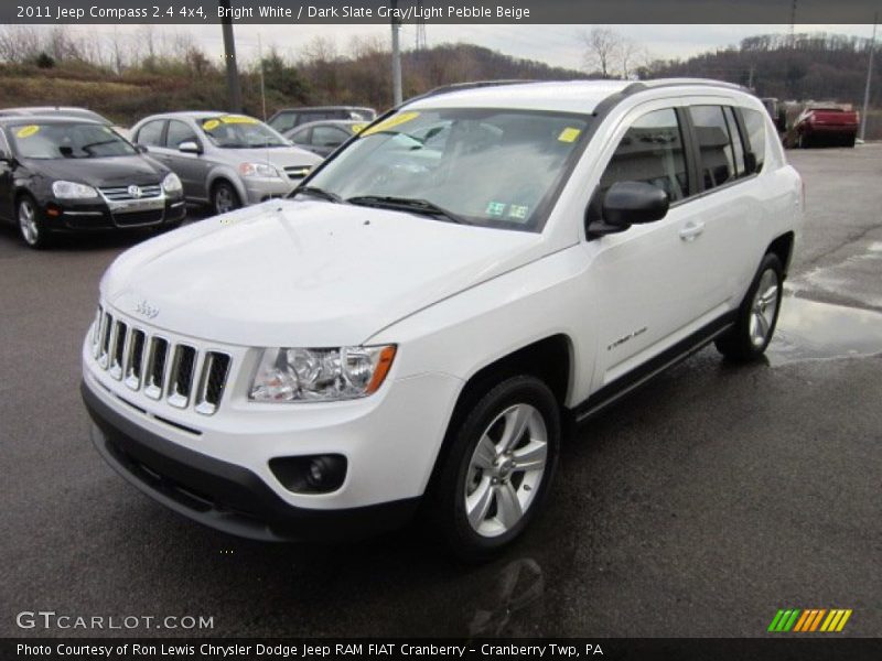 Bright White / Dark Slate Gray/Light Pebble Beige 2011 Jeep Compass 2.4 4x4