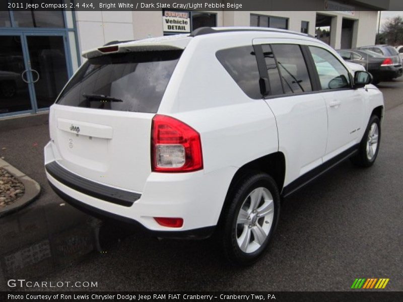 Bright White / Dark Slate Gray/Light Pebble Beige 2011 Jeep Compass 2.4 4x4