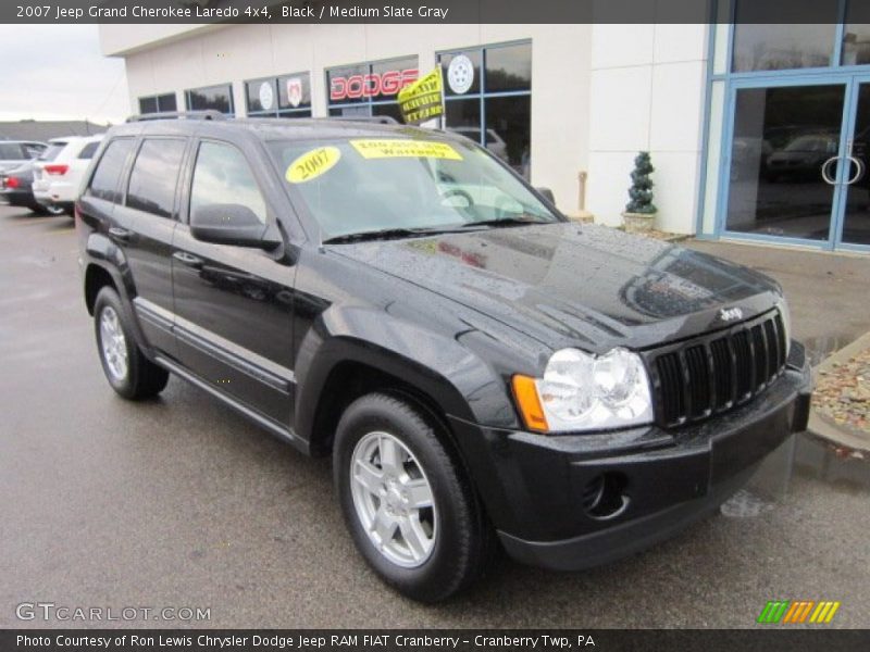 Black / Medium Slate Gray 2007 Jeep Grand Cherokee Laredo 4x4