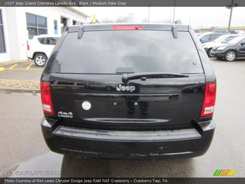 Black / Medium Slate Gray 2007 Jeep Grand Cherokee Laredo 4x4