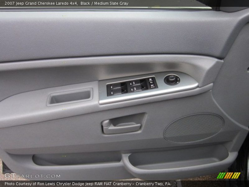 Black / Medium Slate Gray 2007 Jeep Grand Cherokee Laredo 4x4