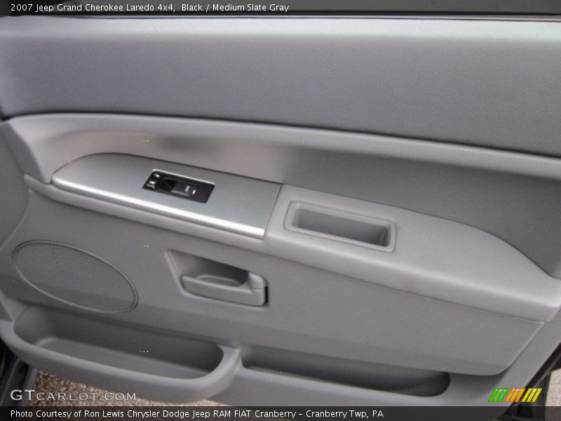 Black / Medium Slate Gray 2007 Jeep Grand Cherokee Laredo 4x4