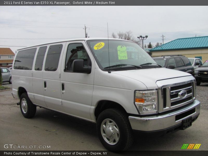 Front 3/4 View of 2011 E Series Van E350 XL Passenger