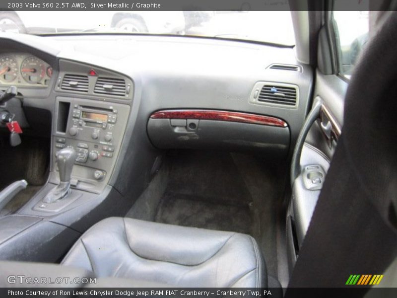 Silver Metallic / Graphite 2003 Volvo S60 2.5T AWD