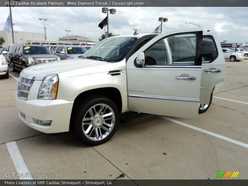 White Diamond Tricoat / Cocoa/Light Linen 2012 Cadillac Escalade Platinum