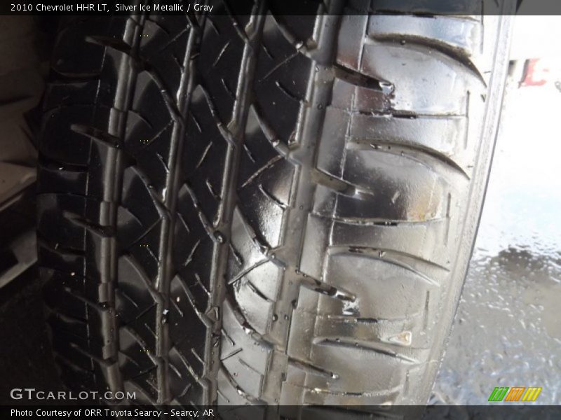 Silver Ice Metallic / Gray 2010 Chevrolet HHR LT
