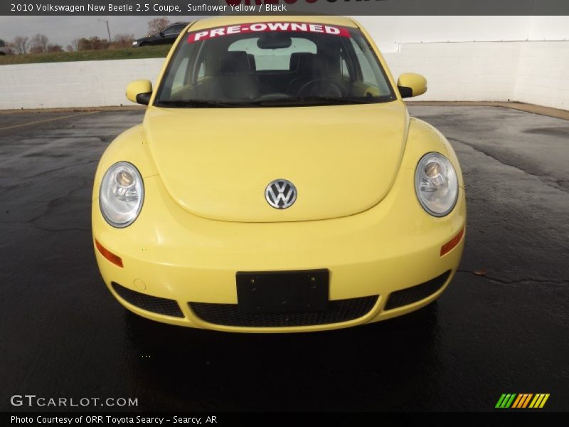 Sunflower Yellow / Black 2010 Volkswagen New Beetle 2.5 Coupe