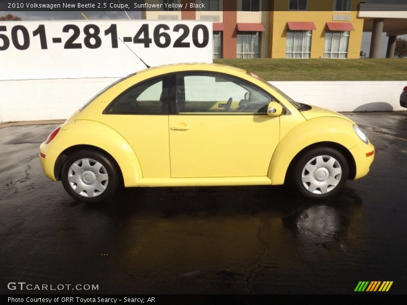 Sunflower Yellow / Black 2010 Volkswagen New Beetle 2.5 Coupe