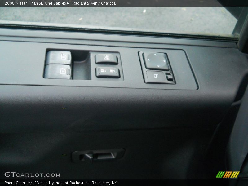 Radiant Silver / Charcoal 2008 Nissan Titan SE King Cab 4x4