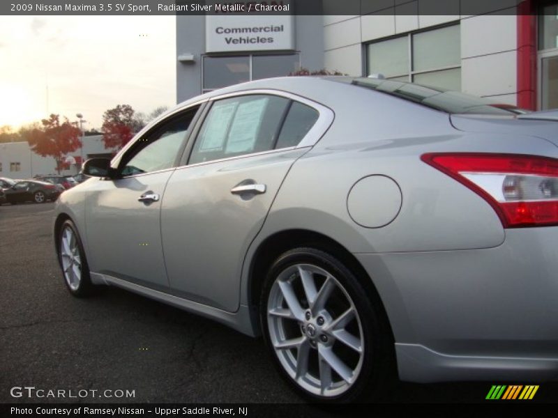 Radiant Silver Metallic / Charcoal 2009 Nissan Maxima 3.5 SV Sport