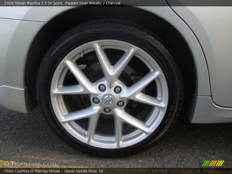 Radiant Silver Metallic / Charcoal 2009 Nissan Maxima 3.5 SV Sport