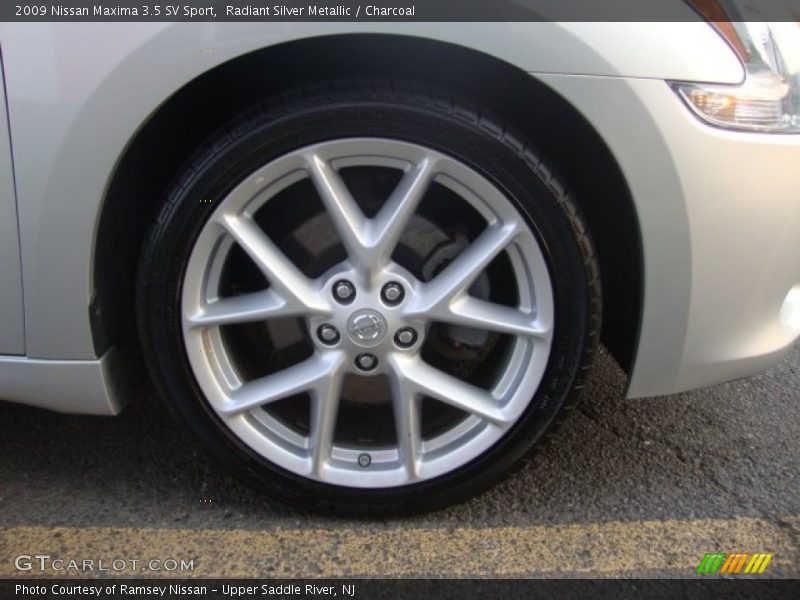 Radiant Silver Metallic / Charcoal 2009 Nissan Maxima 3.5 SV Sport