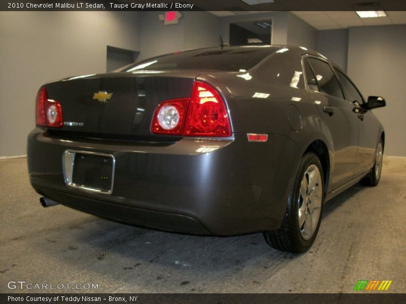 Taupe Gray Metallic / Ebony 2010 Chevrolet Malibu LT Sedan